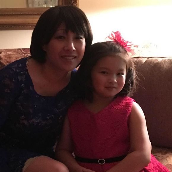 Meet your Posher, Sara - Picture 1 of 1