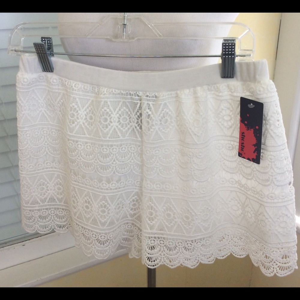 Lace shorts