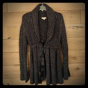 Liz Lange Maternity sweater