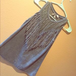 Buckle Gray Fringe Tank top ✨🌸