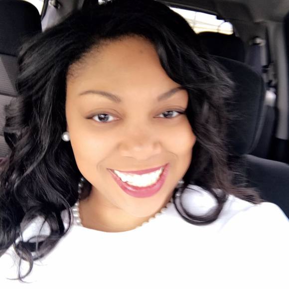 Meet your Posher, Rashaundra - Picture 1 of 1