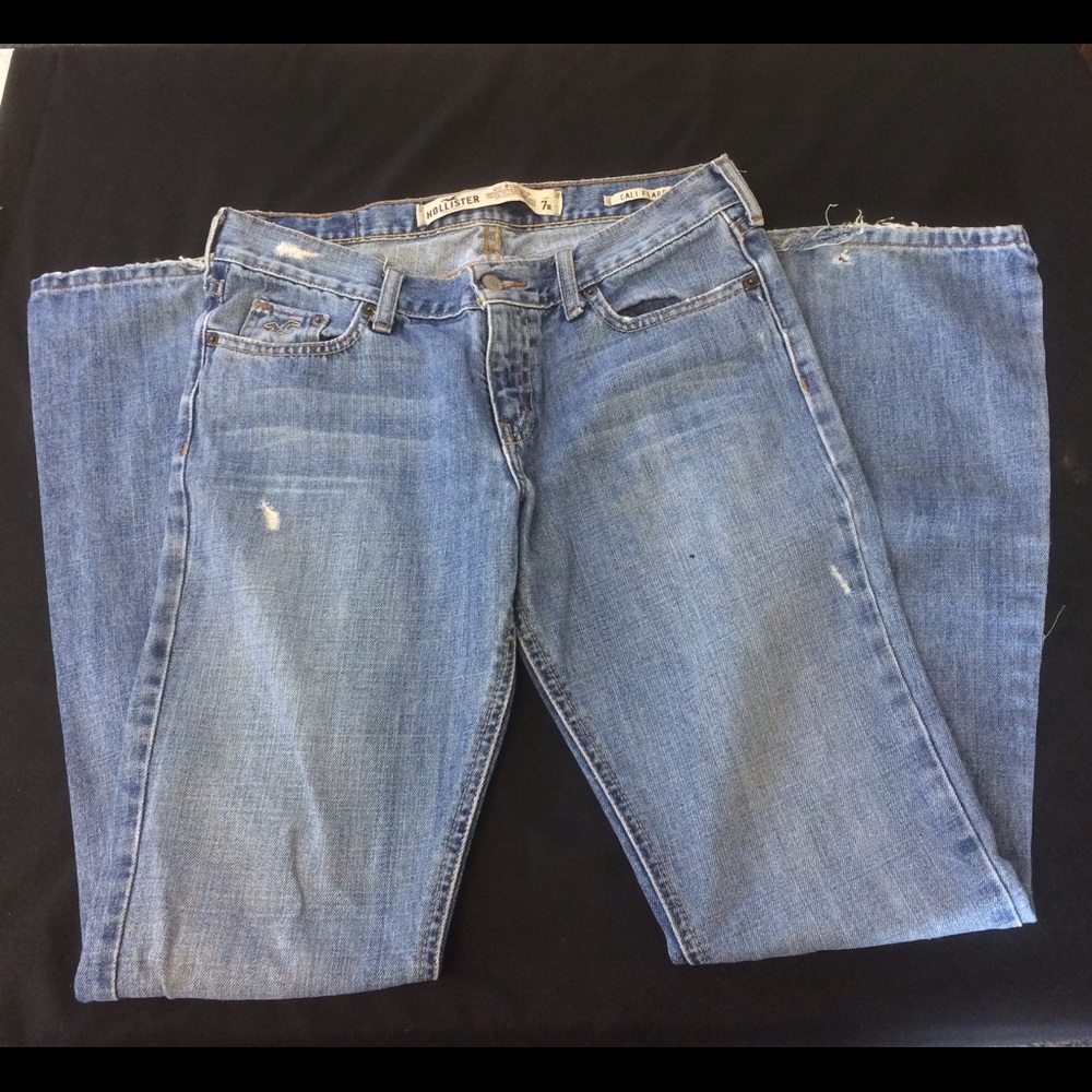 Hollister Cali Flare distressed jeans