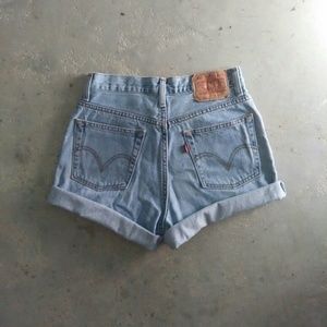 Levi's High Waist Beach Washed Shorts
