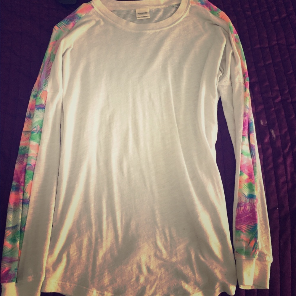 Long sleeve VS tee