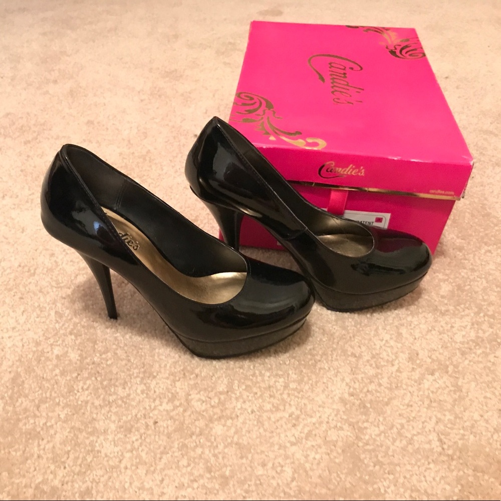 🌺SOLD🌺Black high pumps