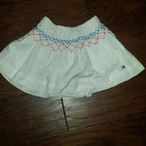 Brand New TOMMY HILFIGER skirt baby (3to6month)