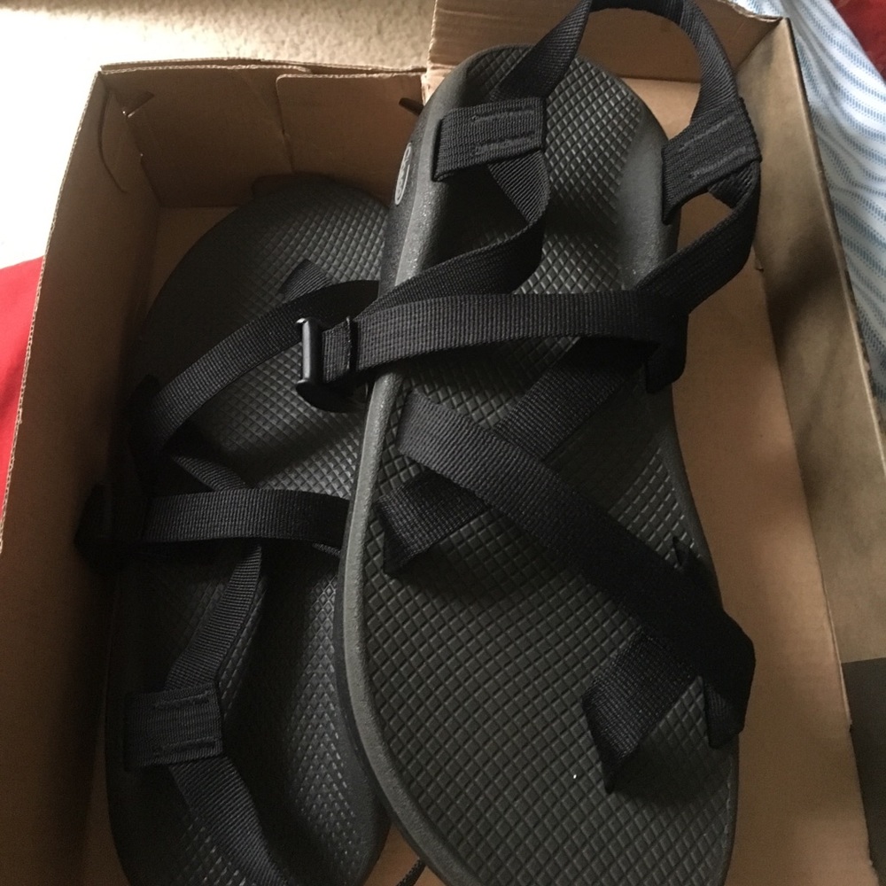 12W Black Men's Chacos