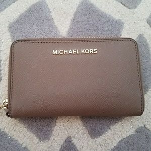 Michael Kors dark dune wallet