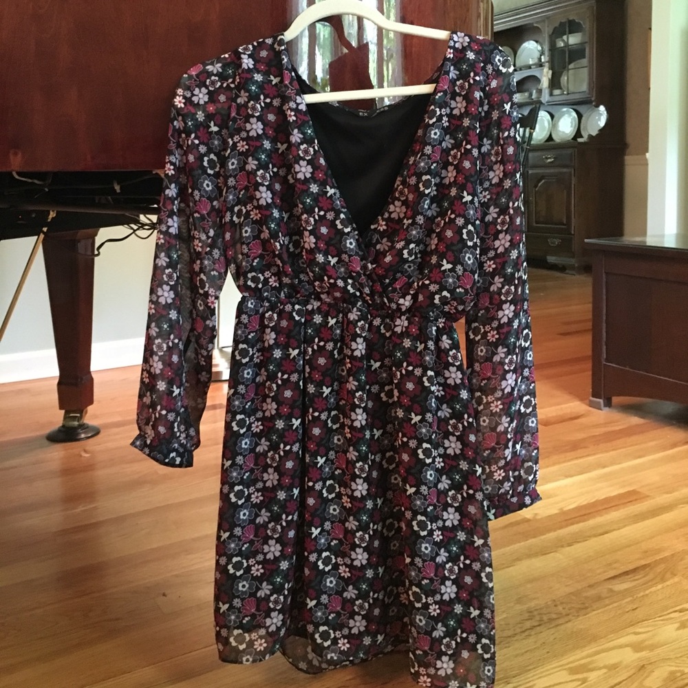Express long sleeve floral dress