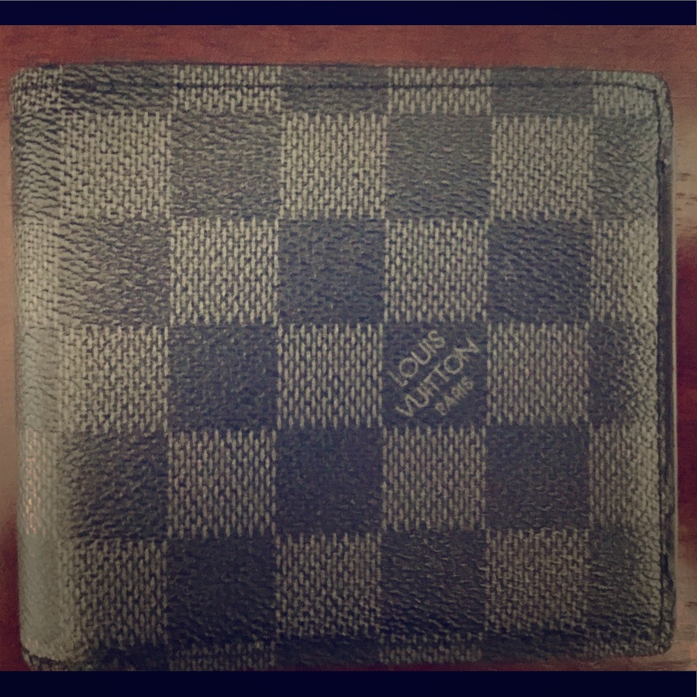 Used Men's Wallet