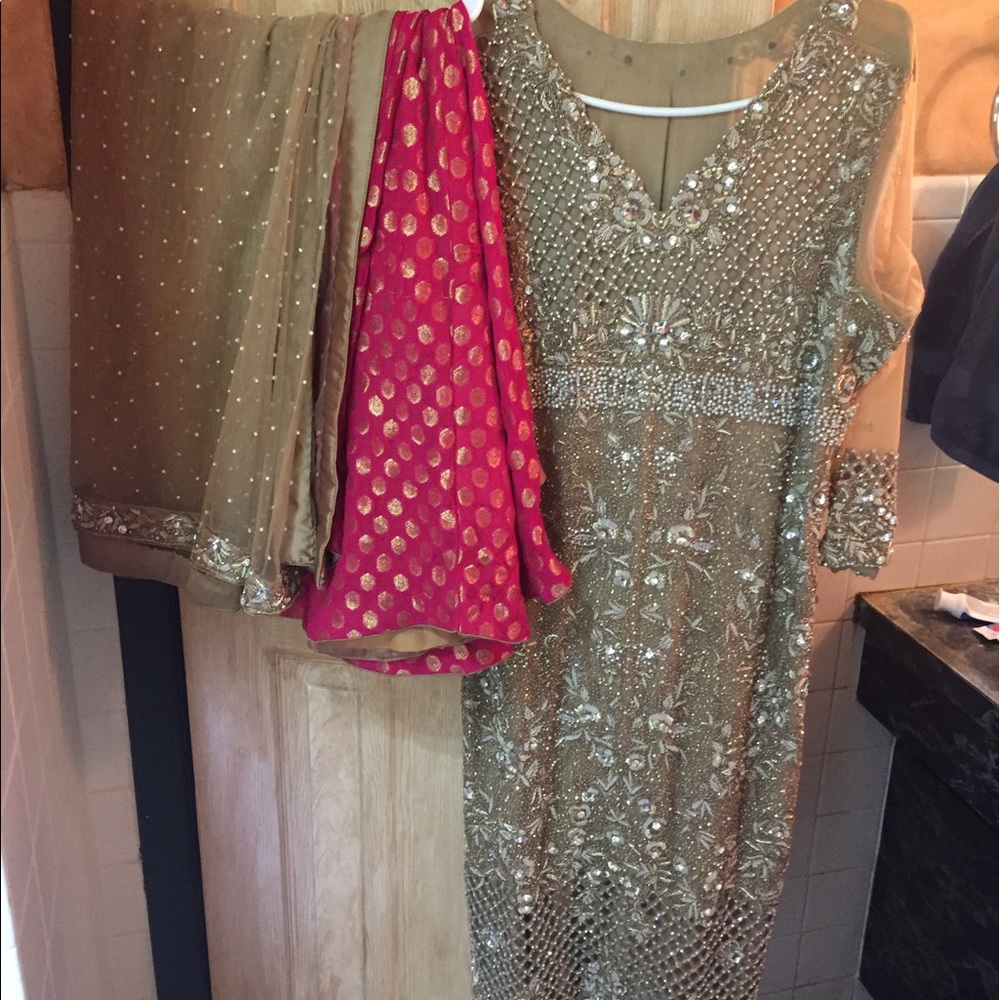 Meet your Posher, Sundus