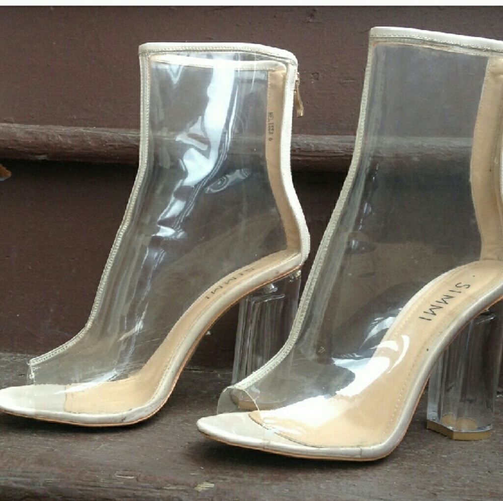 Trendy transparent heels
