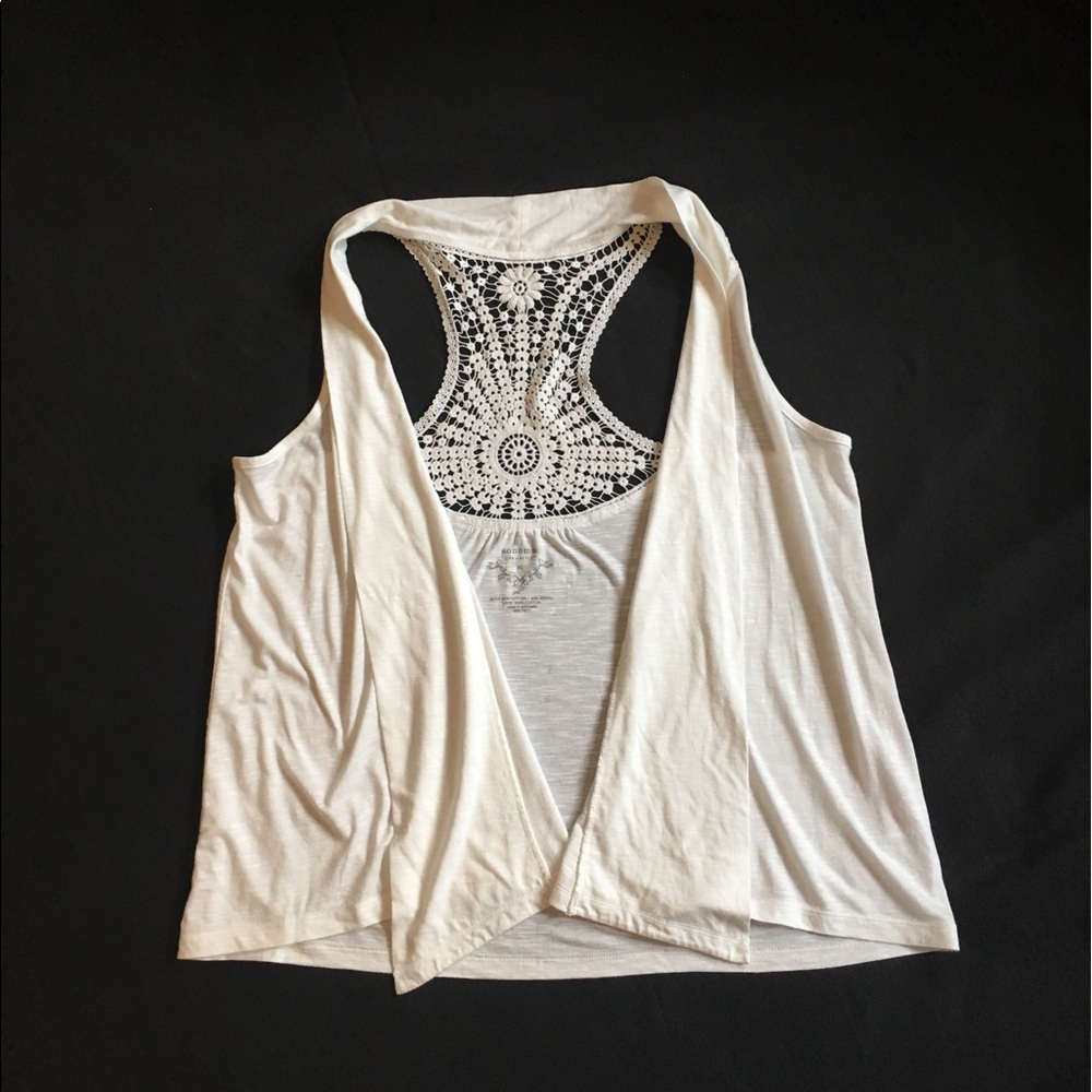 White Sleeveless Cardigan Size XL