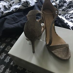 Jessica Simpson heels