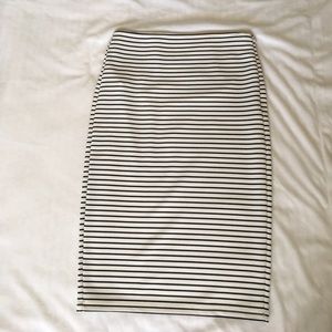 3 for $17! Black and white pencil skirt.