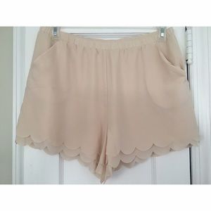 Lauren Conrad scalloped shorts!