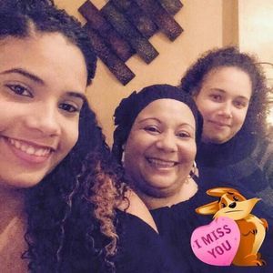 Meet your Posher, Hiriana