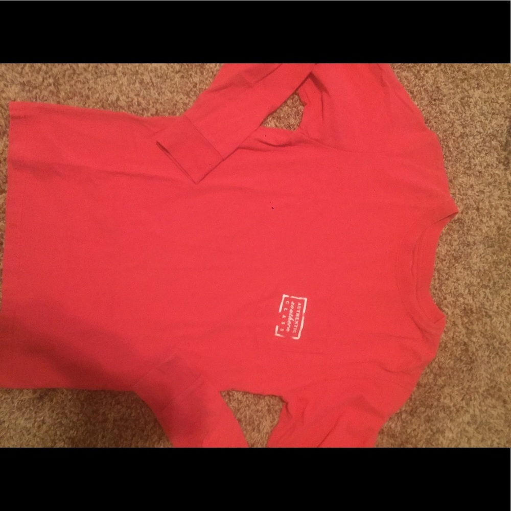 Like new Southern Marsh Longsleeve tshirt w/pocket