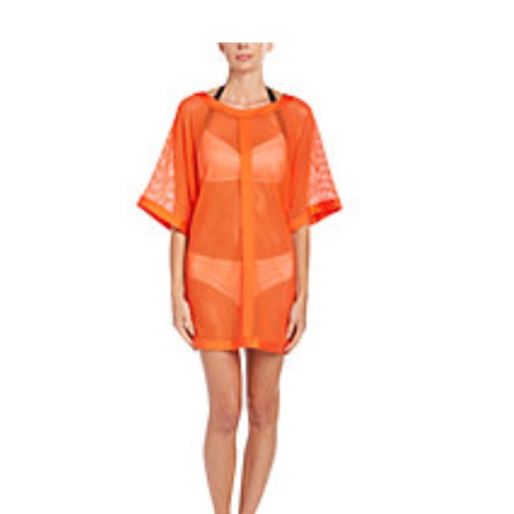 Carmen Marc valvo coverup