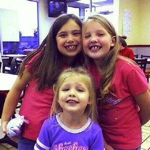 Meet your Posher, Annie