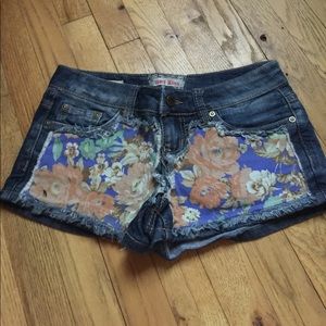 Floral patterned shorts