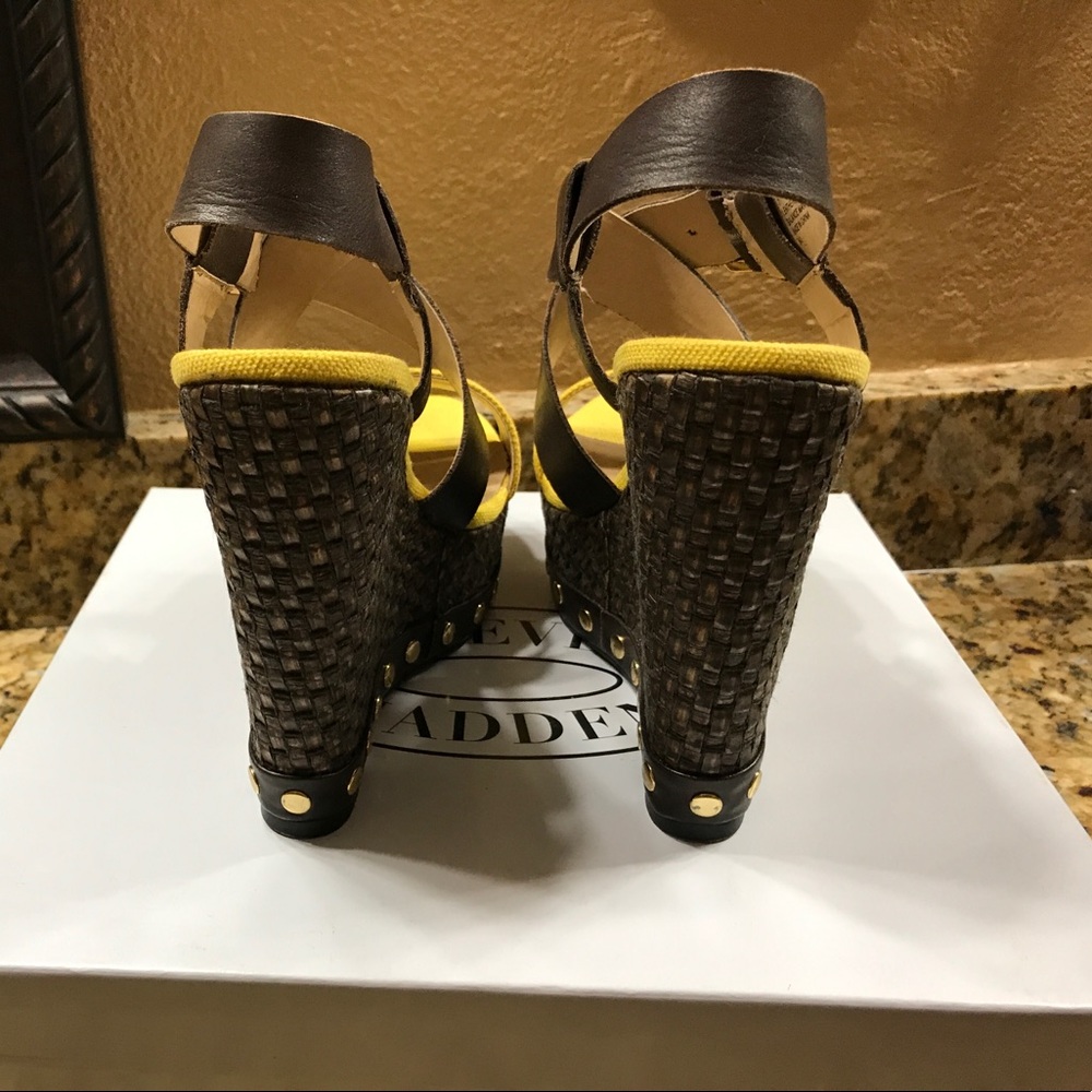 🌟SOLD🌟Wedges - Picture 3 of 8