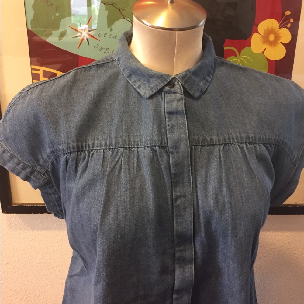 Zara New denim shirt. Size M