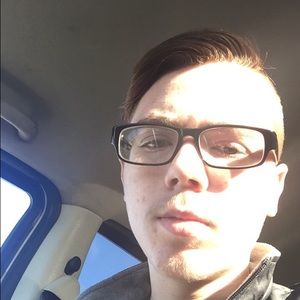 Meet your Posher, Caleb