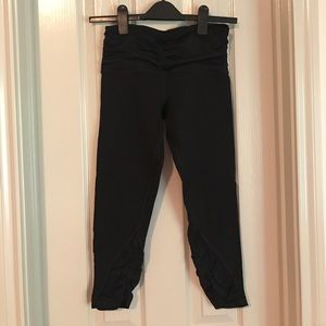 Lululemon black crops with ruched detailing