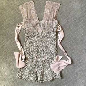 Ann Ferriday lace top with beautiful sash, O/S