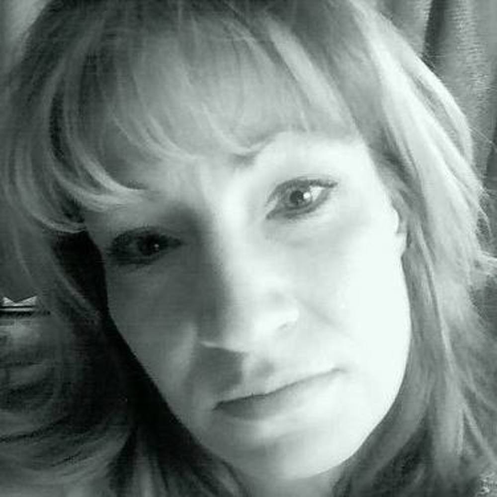 Meet your Posher, Cynthia