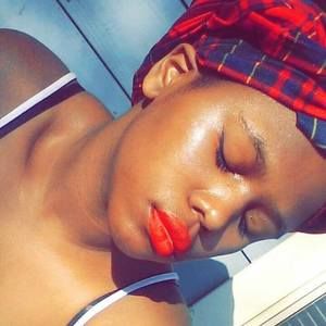 Meet your Posher, Darnisha