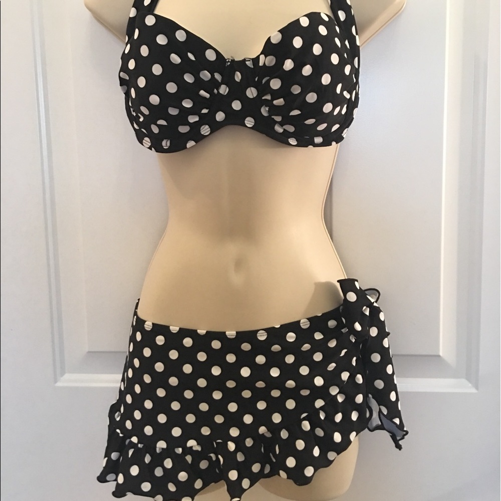 Polka Dot 2 Piece Bikini w/ Skirted Bottom