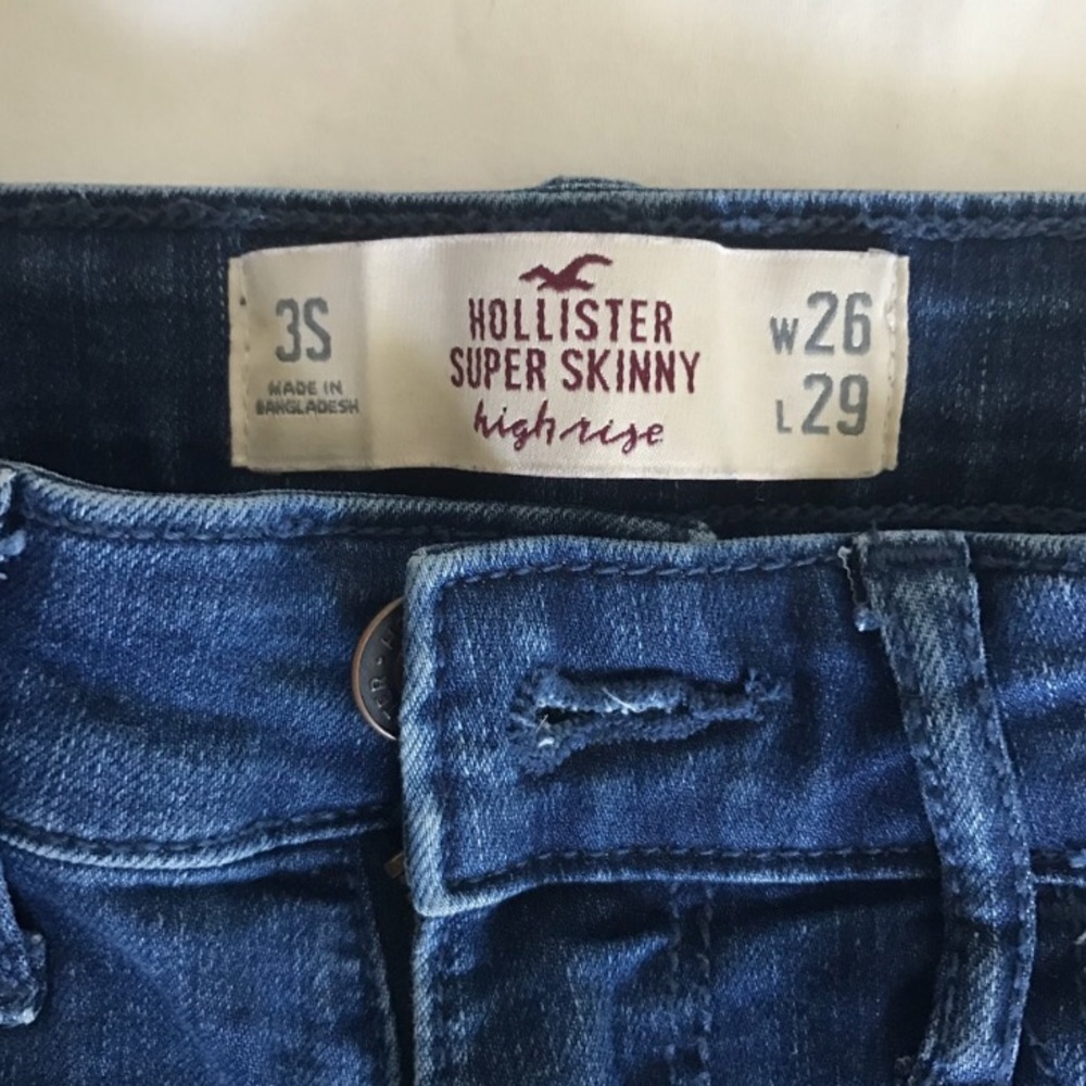 Medium Wash High Rise Ripped Skinny Jeans - Picture 3 of 4