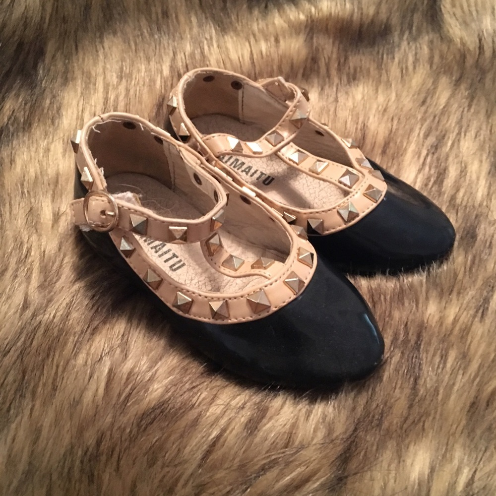 Black/Nude Studded Flats - Toddler size 6