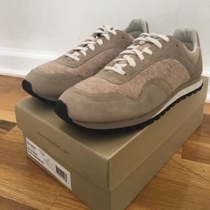 ED Ellen DeGeneres Farren Sneakers