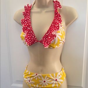 Cute Bikini w/ Ruffle Top & Modest Bottom
