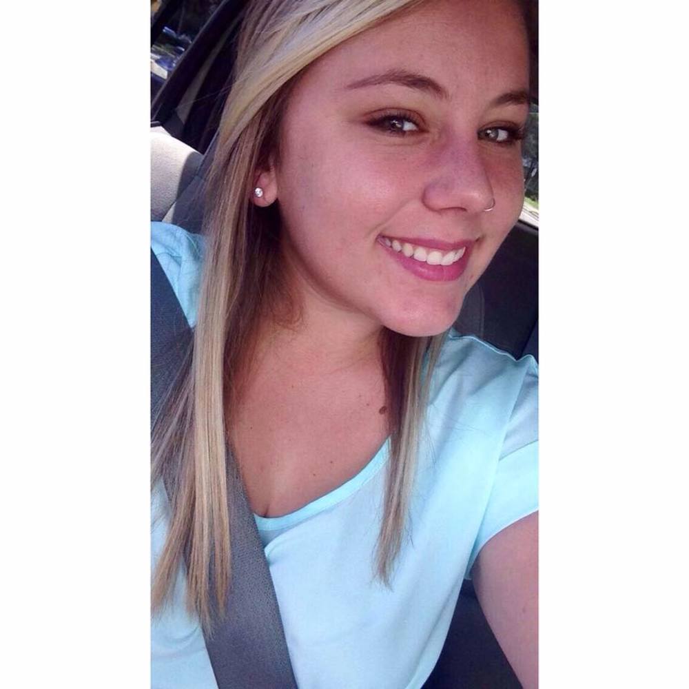 Meet your Posher, Courtney