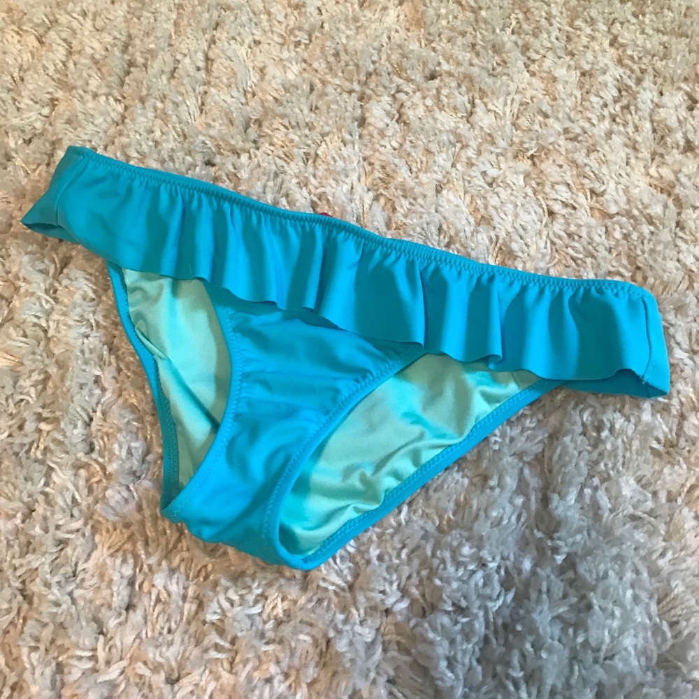 Size small