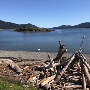 Meet your Posher, Adrienne