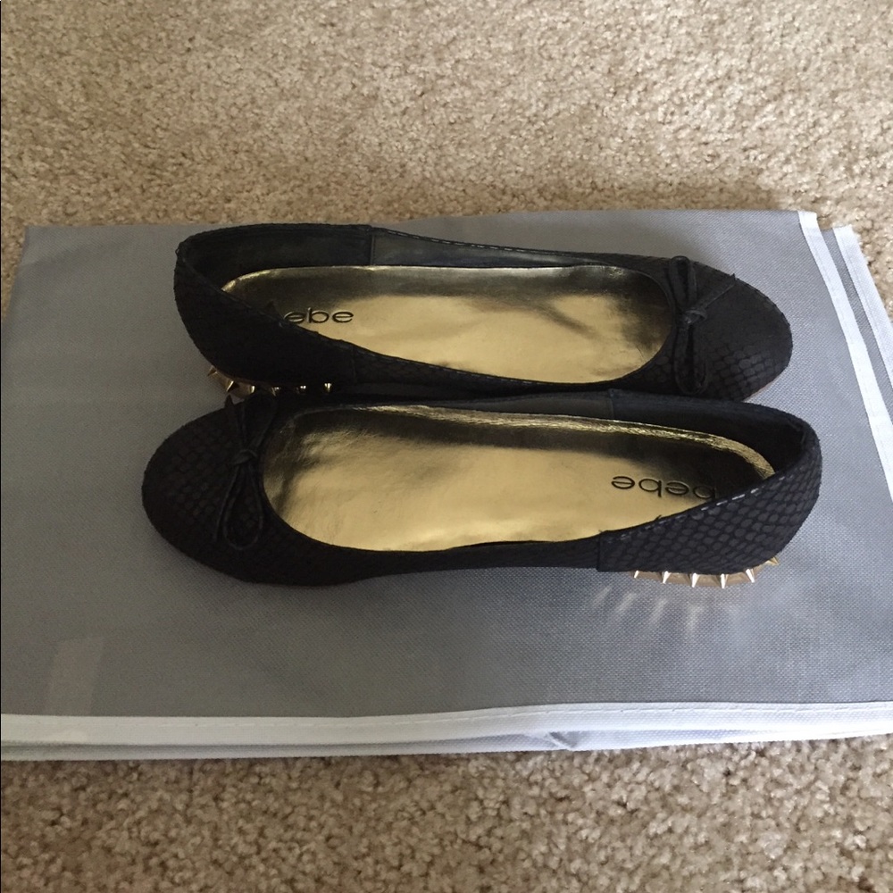 Slightly used Bebe flats size 6