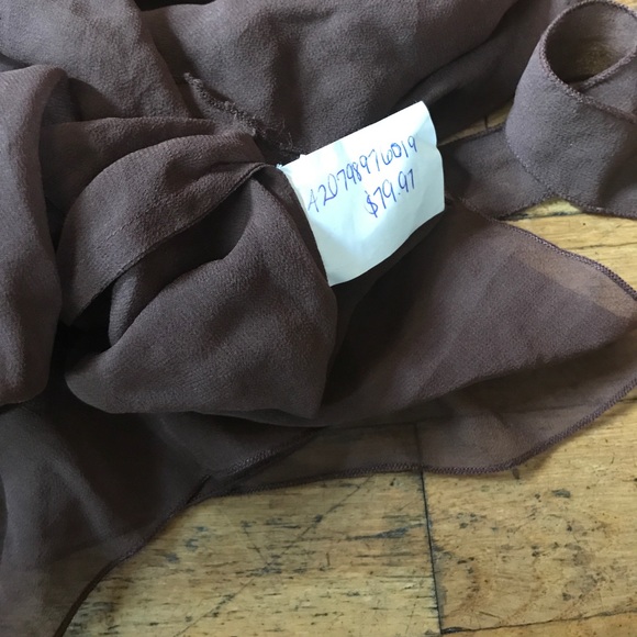 Top - Picture 3 of 4