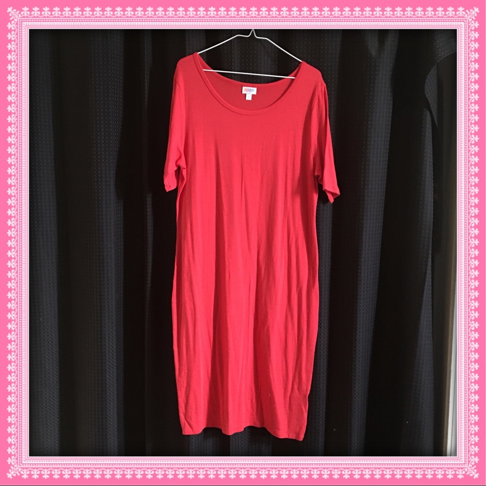 LuLaRoe 2XL Red Julia EUC