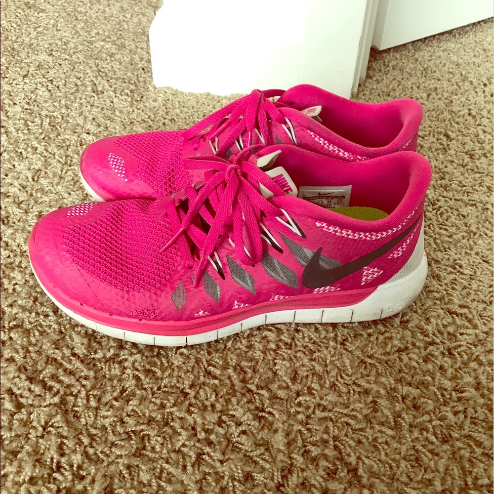 Nike free 5.0 shoes