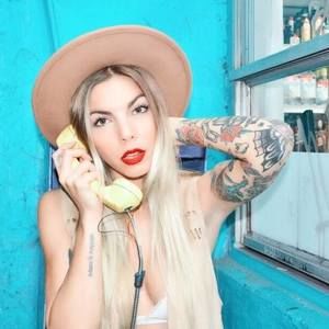 Meet your Posher, Sofía