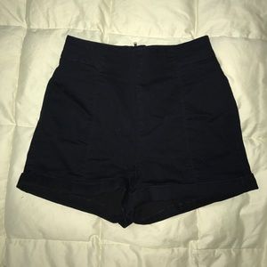 COOPERATIVE navy blue highwasited shorts