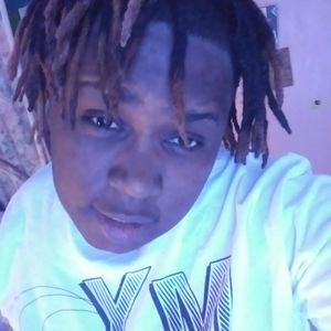 Meet your Posher, Lea