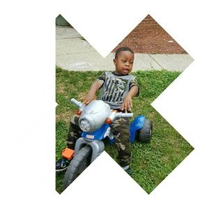 Meet your Posher, Cecelia