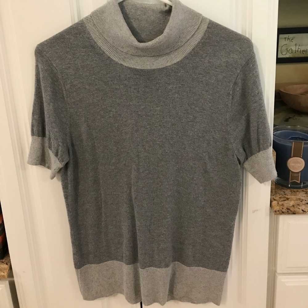 Banana Republic short sleeve turtleneck