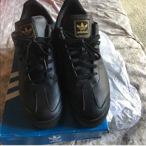 Men Adidas Samoa